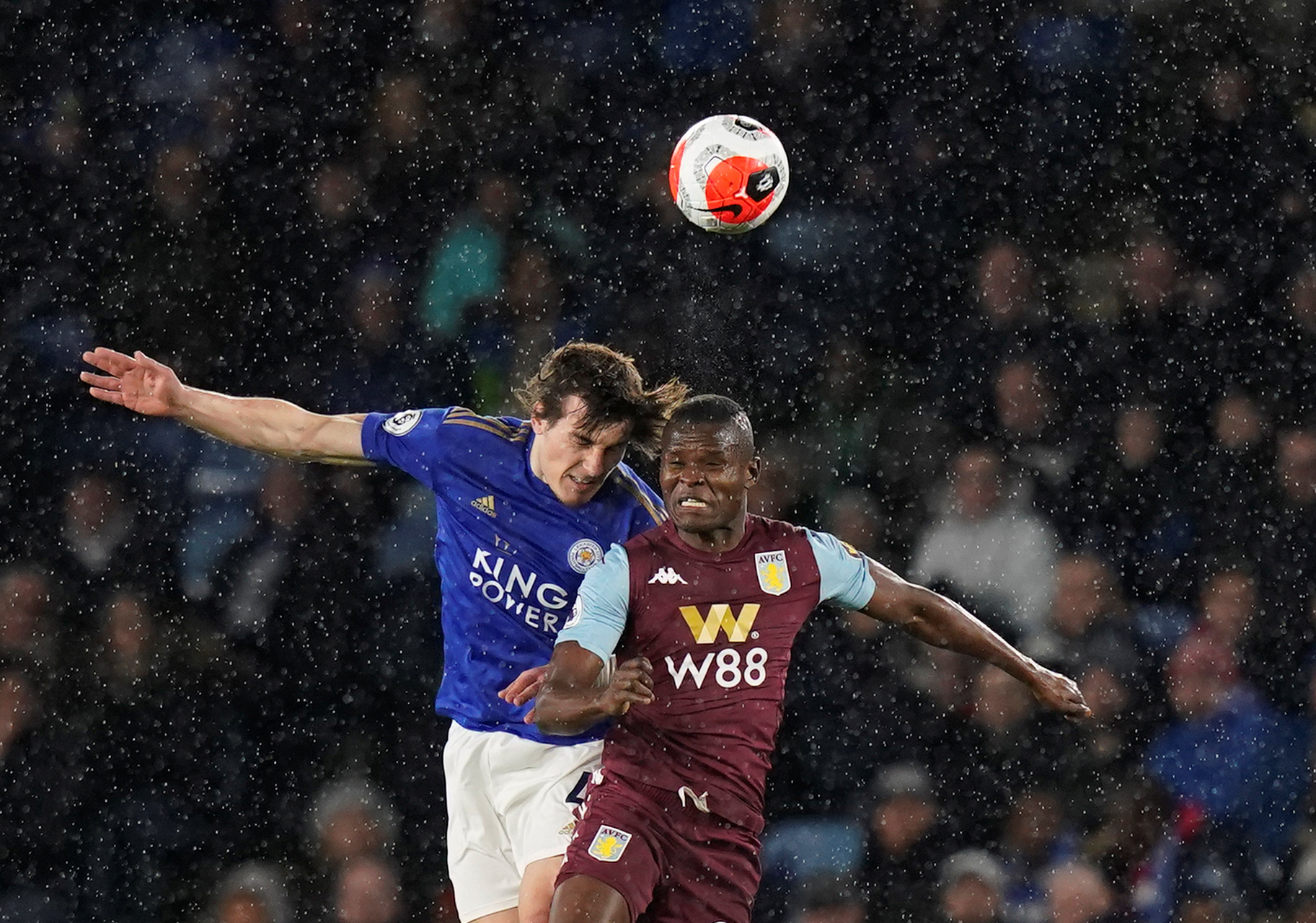 据球员背景 据球员背景